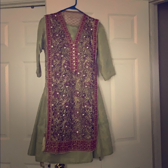 Brand new pakistani indian suit - Picture 1 of 3